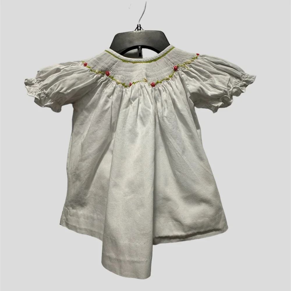 Closet Nine size 3T white smocked dress